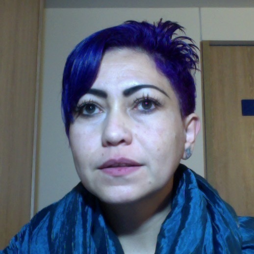 [damaris_ramos:MEDIASTORE_LEAF]@534787c5